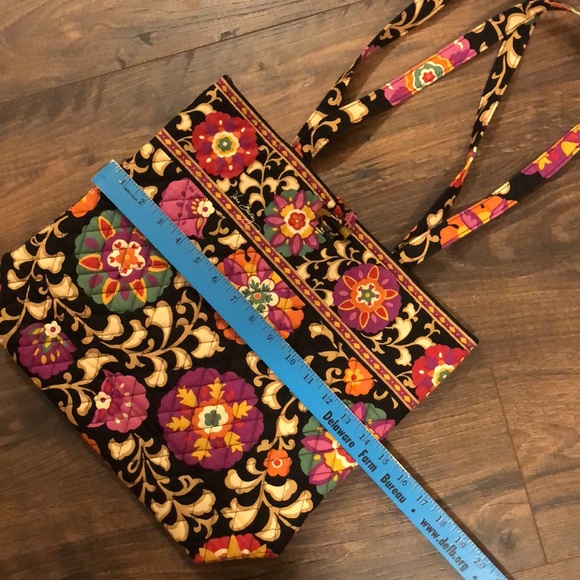 Vera Bradley Tote - Picture 8 of 13